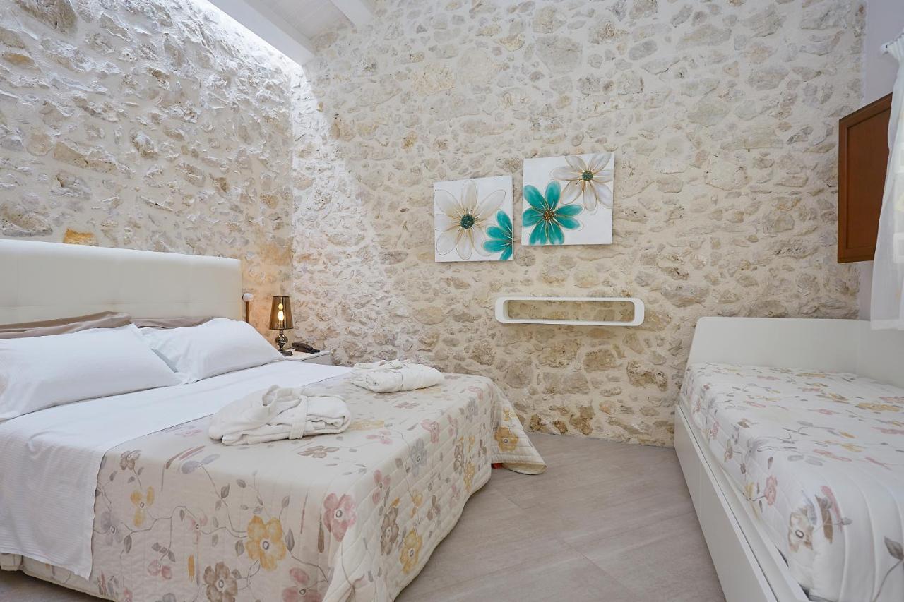 סקופלו Hotel La Tavernetta מראה חיצוני תמונה